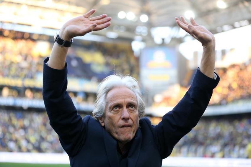 Jorge Jesus Diego Rossi ayrılığını gördü 33 yaşındaki kanat forvetin peşine düştü