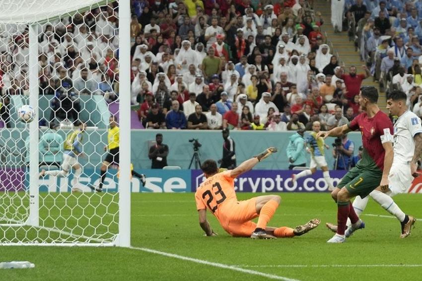 2022 Dünya Kupası'nda Muslera patlaması! 'Sen nasıl bir teknik adamsın...'
