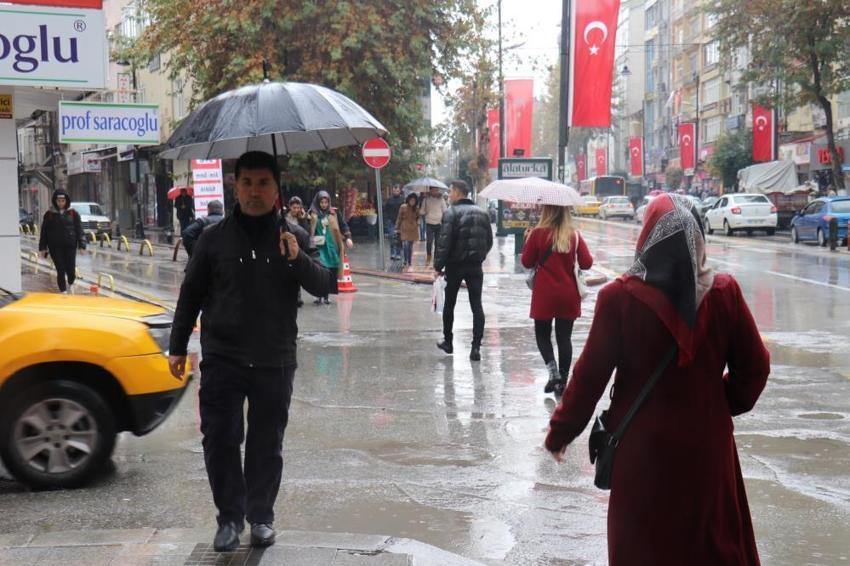 Meteoroloji'den yoğun kar yağışı uyarısı! Kış çok soğuk ve sert geçecek, 3 dereceye düşüyor