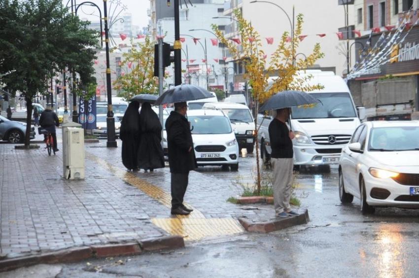 Meteoroloji'den yoğun kar yağışı uyarısı! Kış çok soğuk ve sert geçecek, 3 dereceye düşüyor
