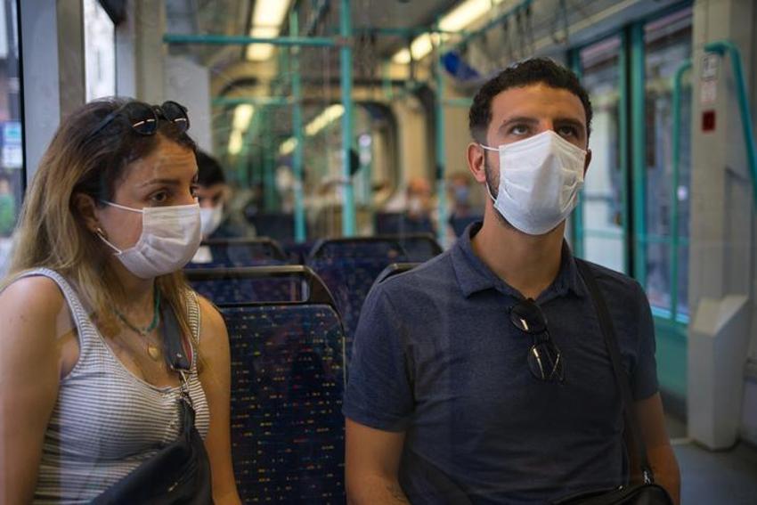 Koronavirüs ile RSV tehlike saçıyor! Kritik maske çağrısı geldi 