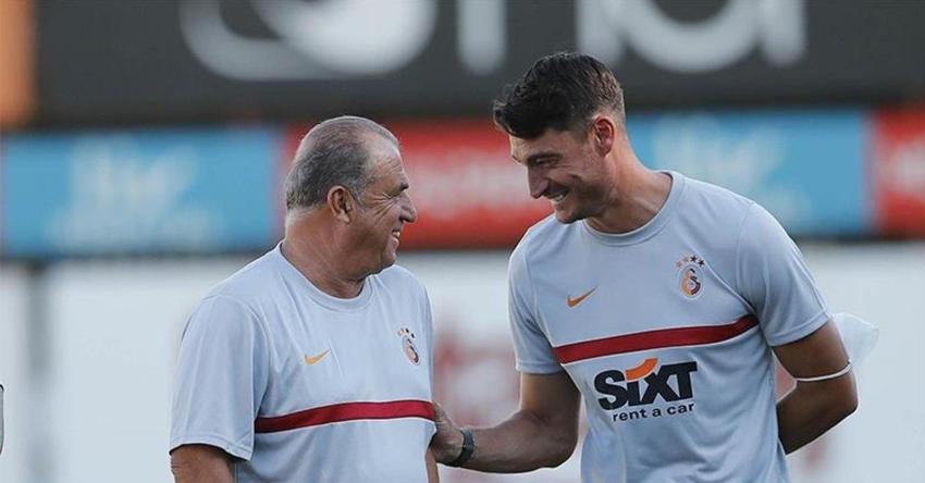 İranlı teknik direktör bile onu istemedi! Galatasaray'da büyük kriz