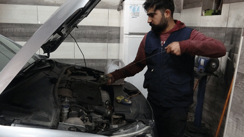 Aracına 200 liraya antifriz almaktan kaçanlar 30 bin TL masraf kapıda