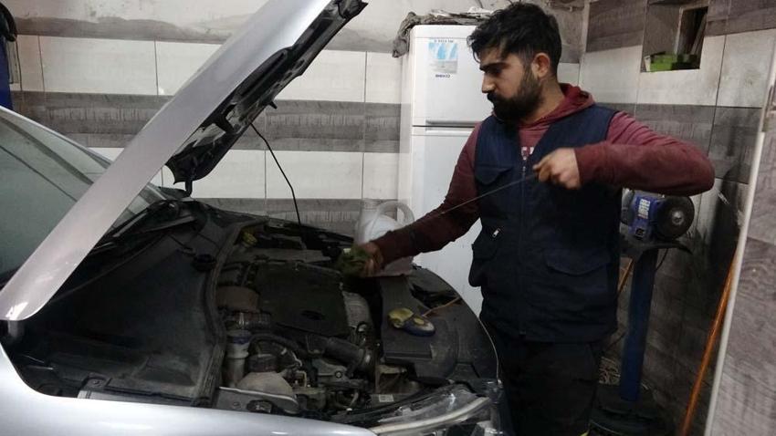 Aracına 200 liraya antifriz almaktan kaçanlar 30 bin TL masraf kapıda