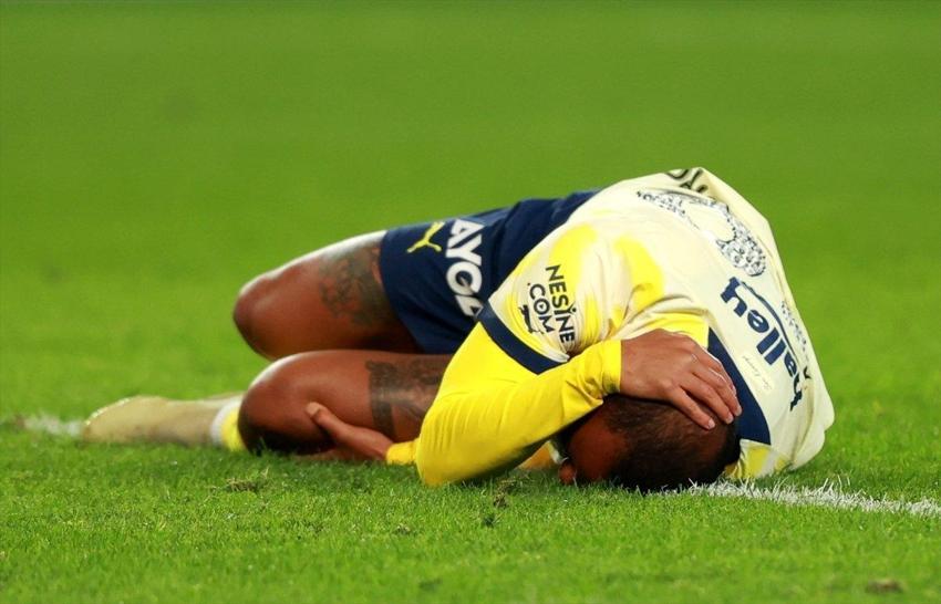 İkinci Van der Wiel kazası olmasın! Fenerbahçe'ye 16 milyon euro'luk Hollandalı sağ bek