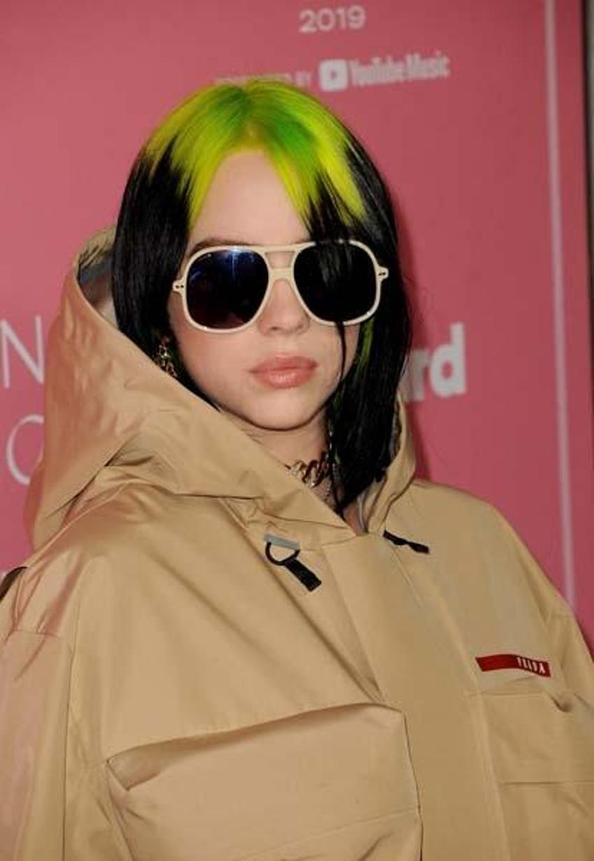 Billie Eilish'ten dikkat çeken itiraf: Sarışınken farklı davranılıyordum