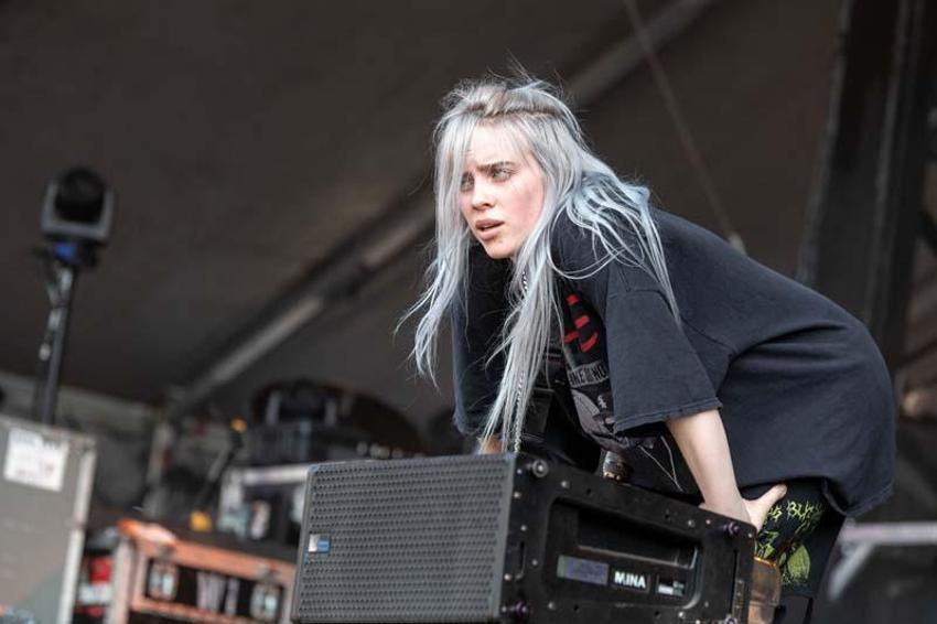 Billie Eilish'ten dikkat çeken itiraf: Sarışınken farklı davranılıyordum