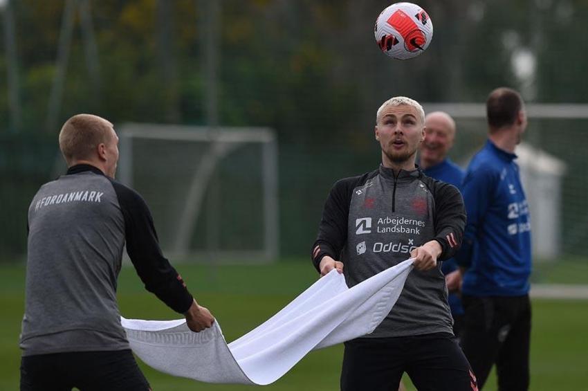 Okan Buruk'u şok eden gelişme! Transferin eli kulağında yıldız futbolcu eşyalarını toplayıp İspanya'ya gitti