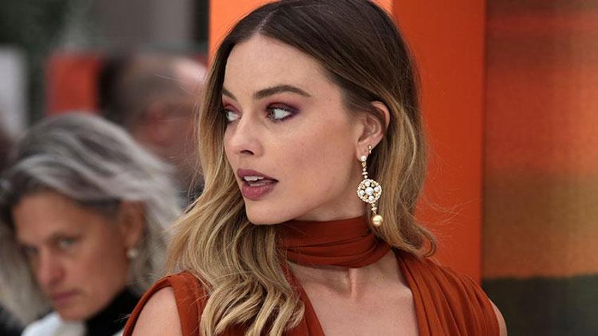 Margot Robbie'den öpüşme itirafı!