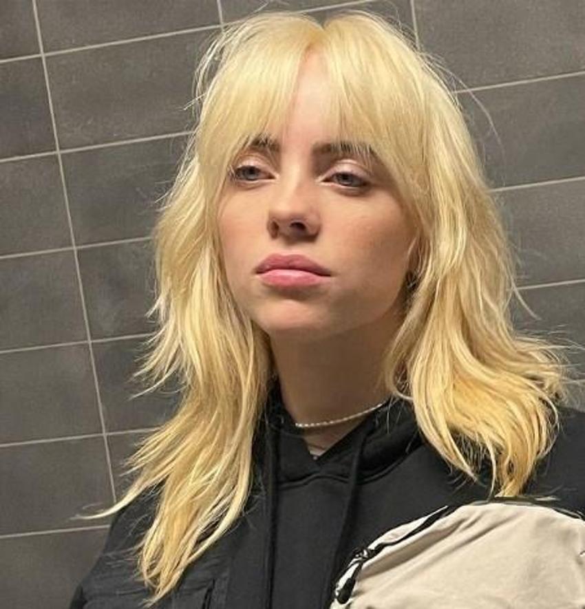 B﻿illie Eilish: Göz önünde büyümek yıpratıcı bir deneyimdi