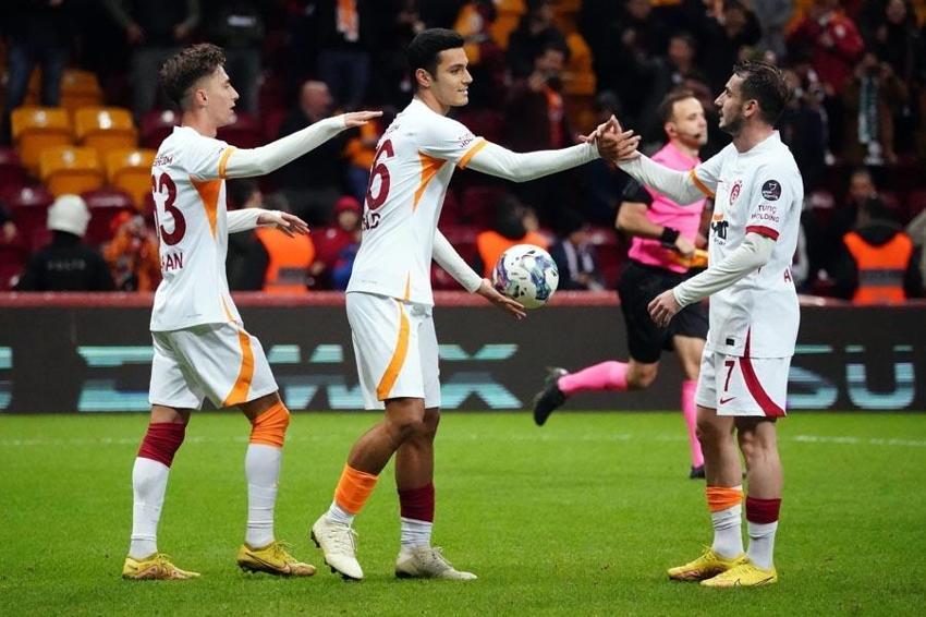 Okan Buruk 3'ünün de hesabını kesti! Galatasaray'da peş peşe ayrılıklar...