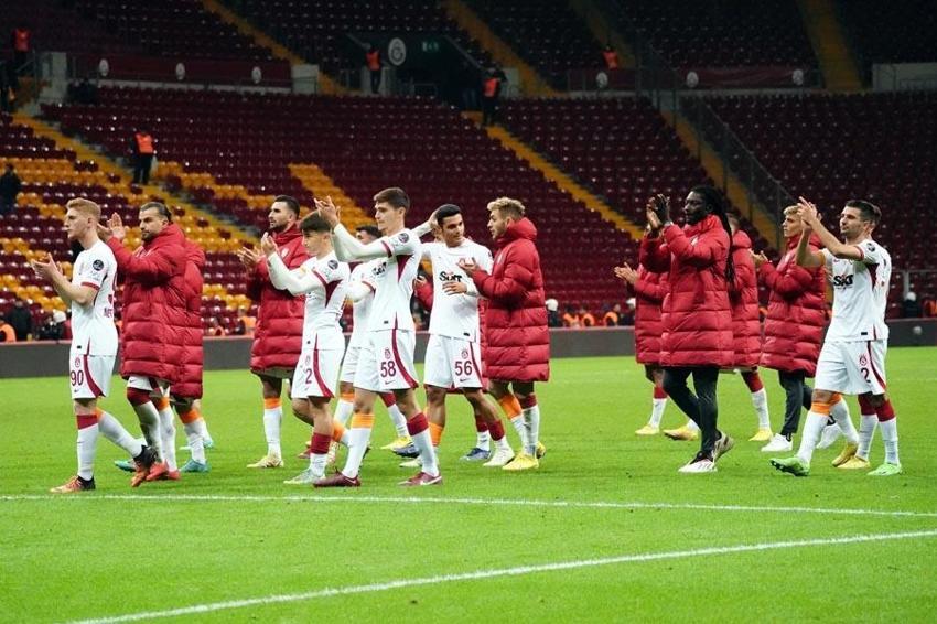 Galatasaray'dan son dakika transferi! Yeni Ümit Karan İngiltere'den geliyor