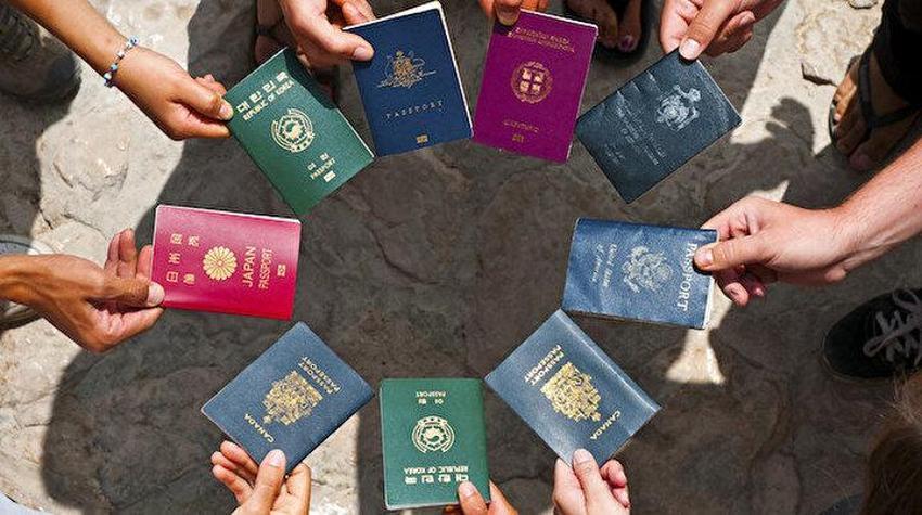 Dünyanın en güçlü pasaportları belli oldu! Zirve herkesi şaşırttı, işte Türkiye'nin sıralamadaki yeri