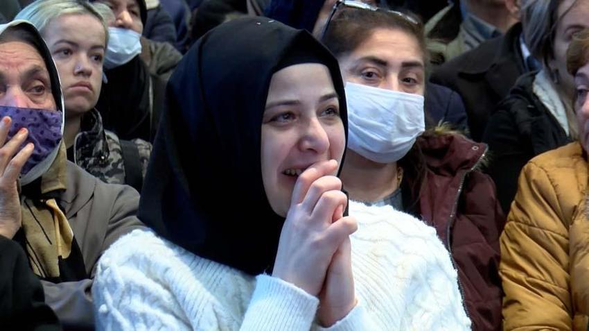 TOKİ sosyal konut projesi kura çekiminde adı çıkanlar sevinçten ağladı