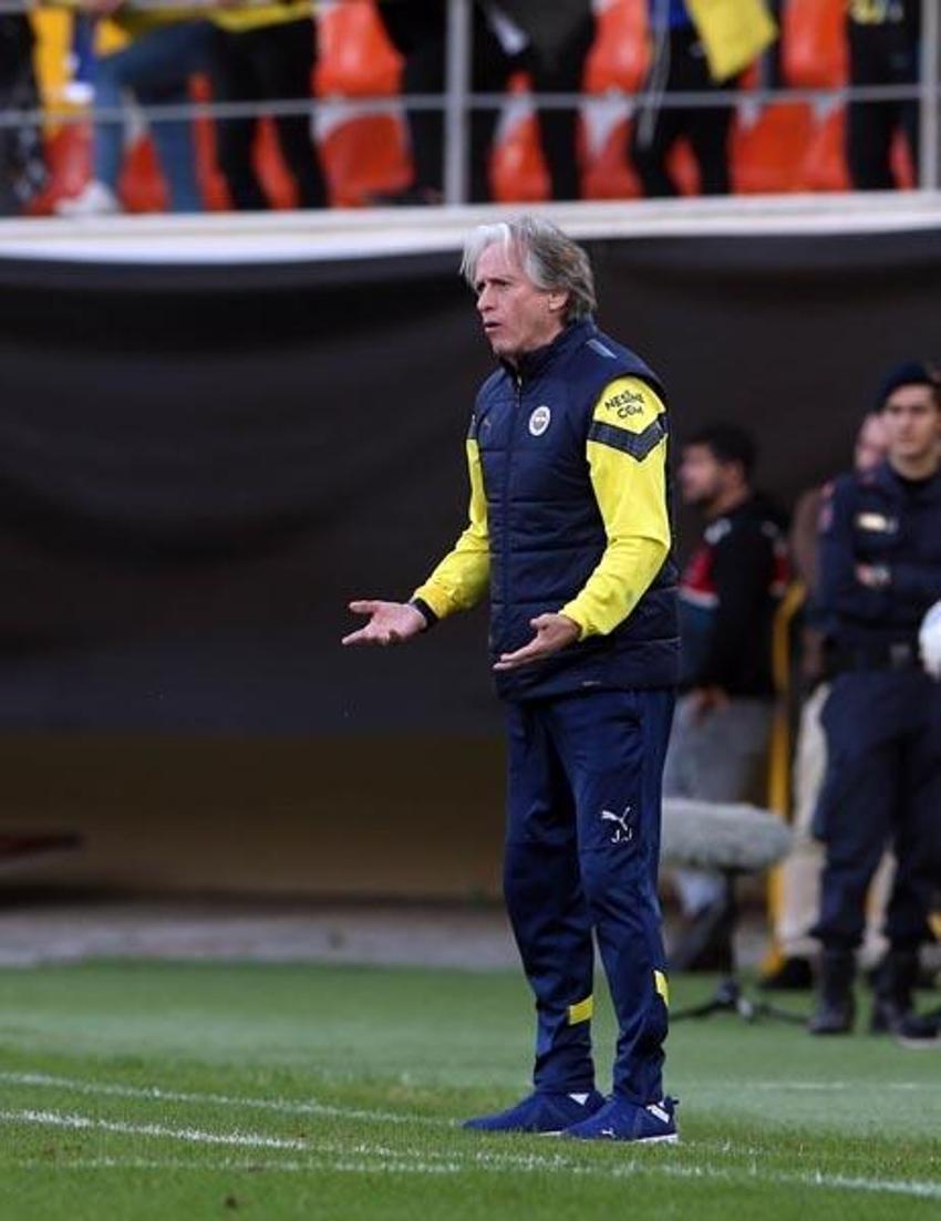 Jorge Jesus 1.96'lık forvetin yüzüne bakmadı 'wonderkid' Belçika'da şov yaptı! '1 yıl daha kiralayalım'