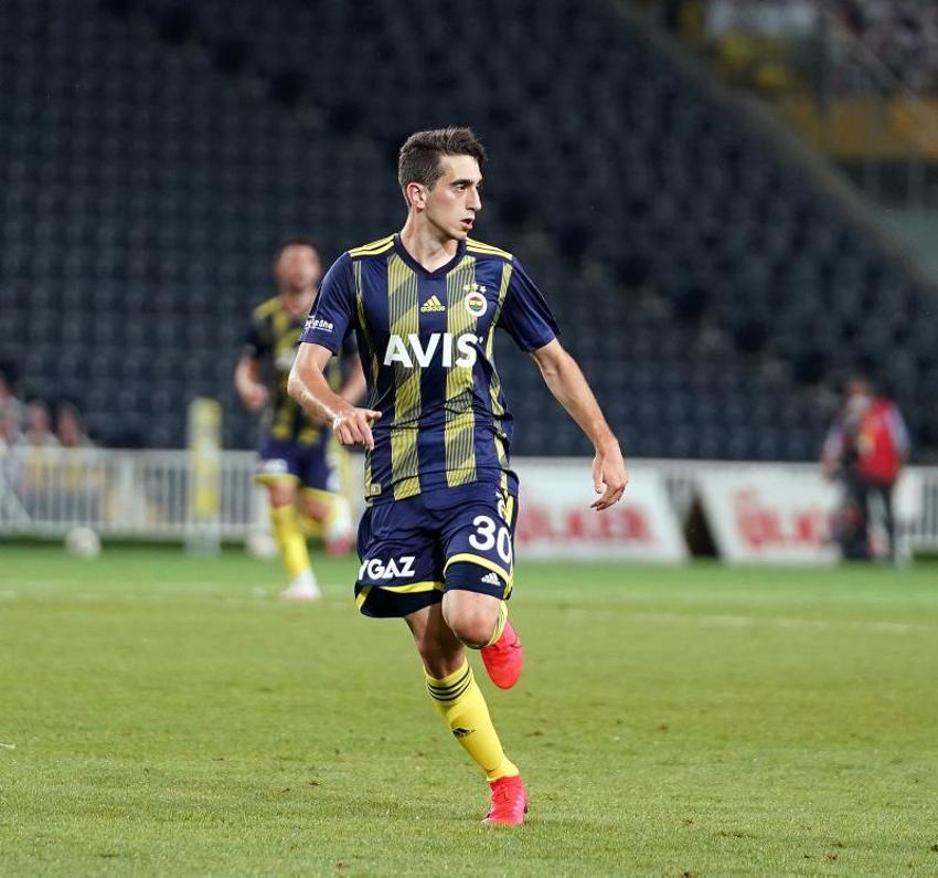 Ali Koç ile Emre Belözoğlu ona bir tek kulübün anahtarlarını teslim etmemişti! Büyük fiyasko, ortada kaldı