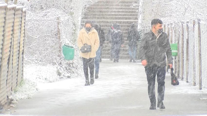 Şiddetli kar yağışı başlıyor! Meteoroloji son dakika duyurdu, İstanbul dahil çok sayıda ili vuracak