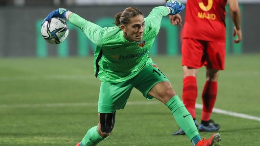Ceza sahası dışından gol yemeye son! Galatasaray Ali Koç'un imza attıramadığı yıldızı transfer ediyor