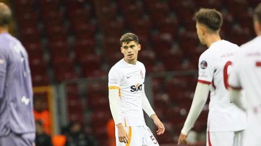 Yılın sürpriz transferi! Erol Bulut'un 7 dakika oynattığı süper yetenek Galatasaray'a geliyor