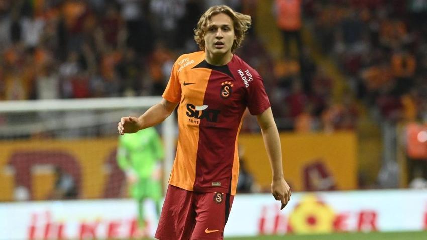 Yılın sürpriz transferi! Erol Bulut'un 7 dakika oynattığı süper yetenek Galatasaray'a geliyor
