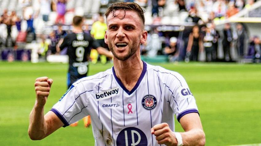 Galatasaray yıldız oyuncu için harekete geçti! Erden Timur: Risk alamayız