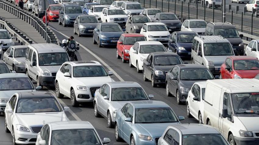 Arabası olan herkesi ilgilendiriyor! Zam geliyor