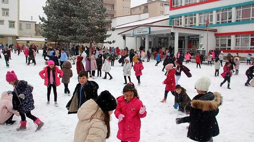 Kar yağışı bugün başlıyor, Marmara'dan giriş yaptı! İstanbul'a kar ne zaman yağacak?