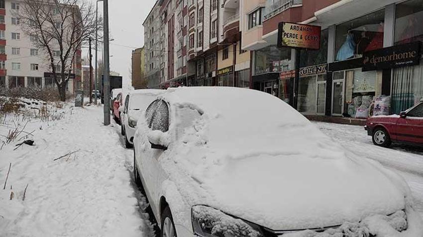 Kar yağışı bugün başlıyor, Marmara'dan giriş yaptı! İstanbul'a kar ne zaman yağacak?