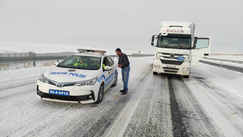 Kar yağışı bugün başlıyor, Marmara'dan giriş yaptı! İstanbul'a kar ne zaman yağacak?