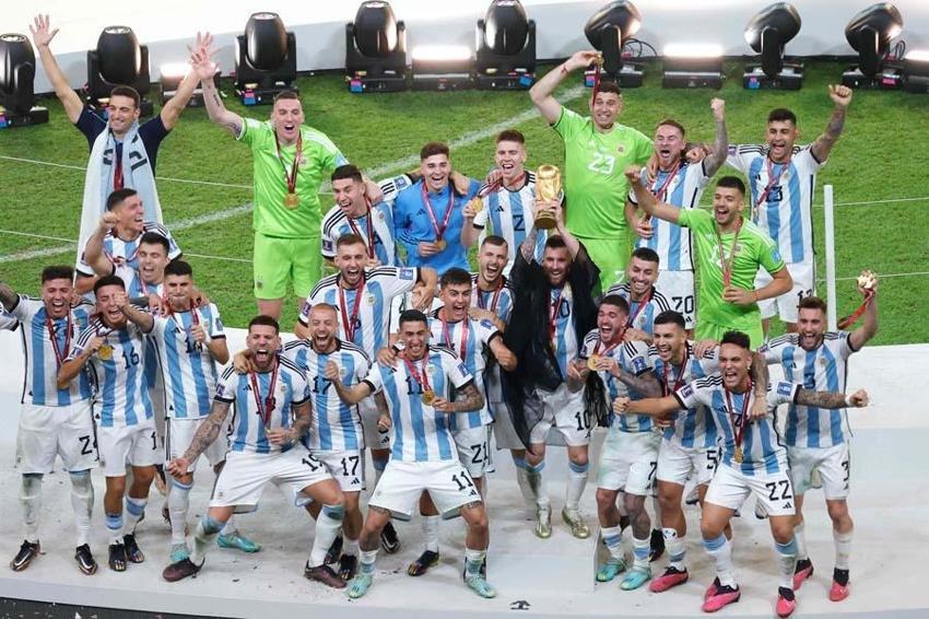 2022 Dünya Kupası’nda Lionel Messi kırılmadık rekor bırakmadı!