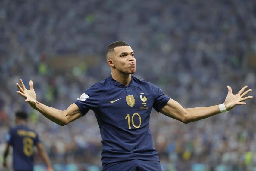 Arjantin - Fransa finalinden sonra olay yaratan sözler! 'Maradona olsaydı bu 3 futbolcuya dalardı'