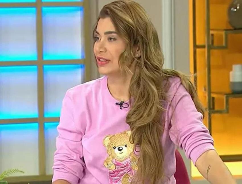 Ebru Şancı kocasının maçtaki o hareketine takıldığını itiraf etti! 'Maçta mesaj atıyorum'