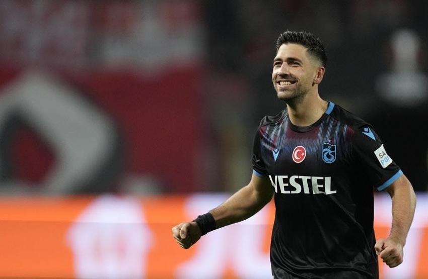 Dursun Özbek 3 ay peşinden koştu Trabzonspor 'Visca'nın yerine' diye masaya oturdu