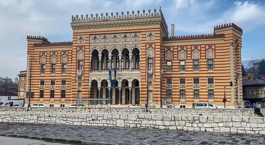 Sahibinin inadı, evi kentin simgesi yaptı