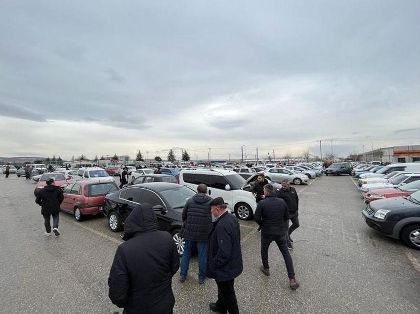 Araba fiyatlarında asgari ücret rüzgarı! 'Katlanarak artacak' deyip açıkladı