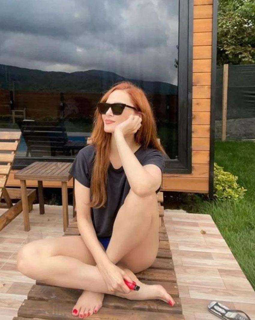 Mine Tugay yatak pozuyla adından söz ettirdi!
