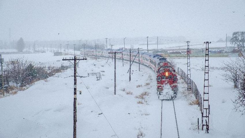 Doğu Ekspresi fiyatları dudak uçuklatıyor! İşte Kars Turu’nun bedeli    