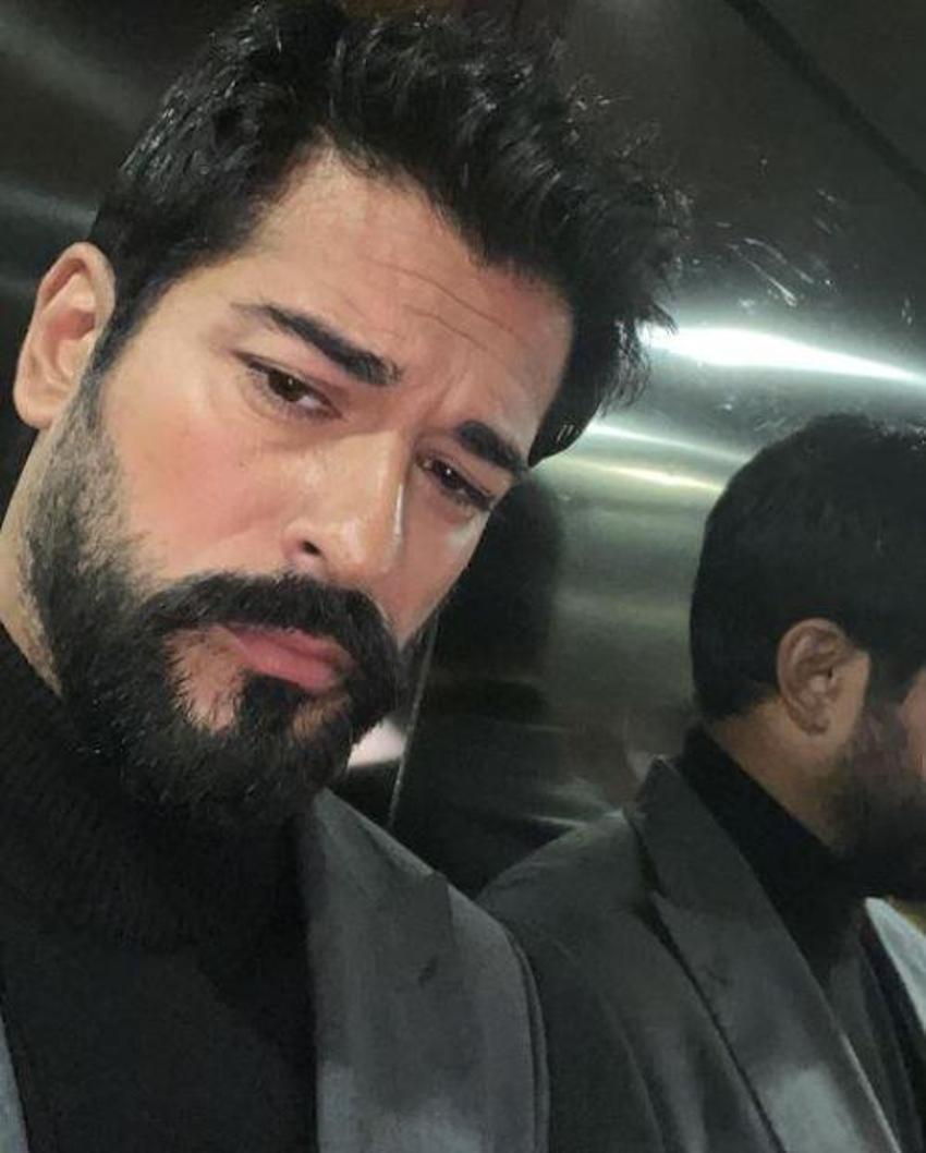 Burak Özçivit'ten oğlu Karan'la pozlar! Fahriye Evcen kayıtsız kalmadı
