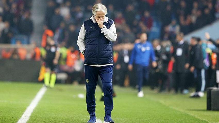 Jorge Jesus'un en büyük sıkıntısını açıkladı: Crespo'nun kırmızısı değil o futbolcunun ayakları