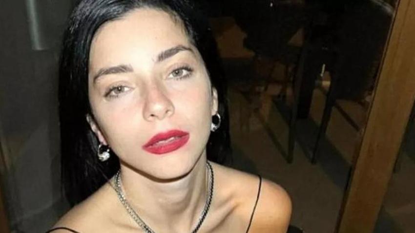 Merve Boluğur yine çok konuşuldu! Mayolu pozlarıyla sosyal medyayı salladı