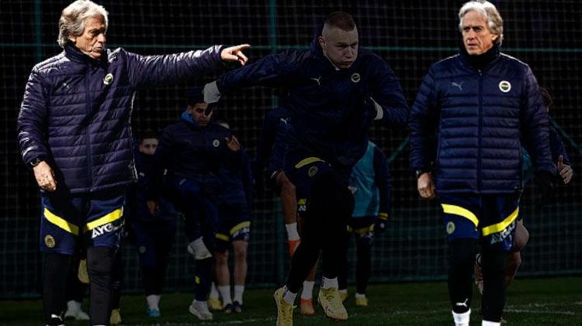 Jorge Jesus köprüleri attı! Fenerbahçe'de 2 yıldıza kesik: Size forma yok