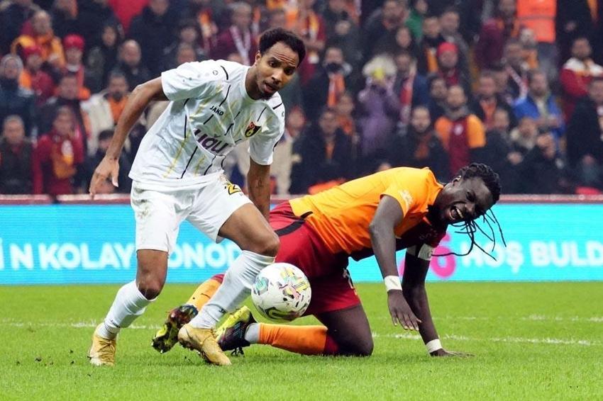 Okan Buruk'un bu kararı çok tartışıldı! Galatasaray'dan 1 yıllık kontrat