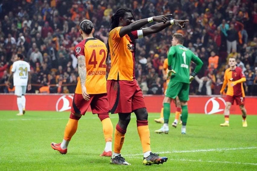Galatasaray transferde bombayı patlattı! Dursun Özbek Enes Ünal'ın kankasını bitirdi