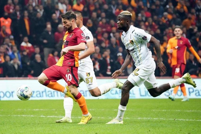 Galatasaray transferde bombayı patlattı! Dursun Özbek Enes Ünal'ın kankasını bitirdi