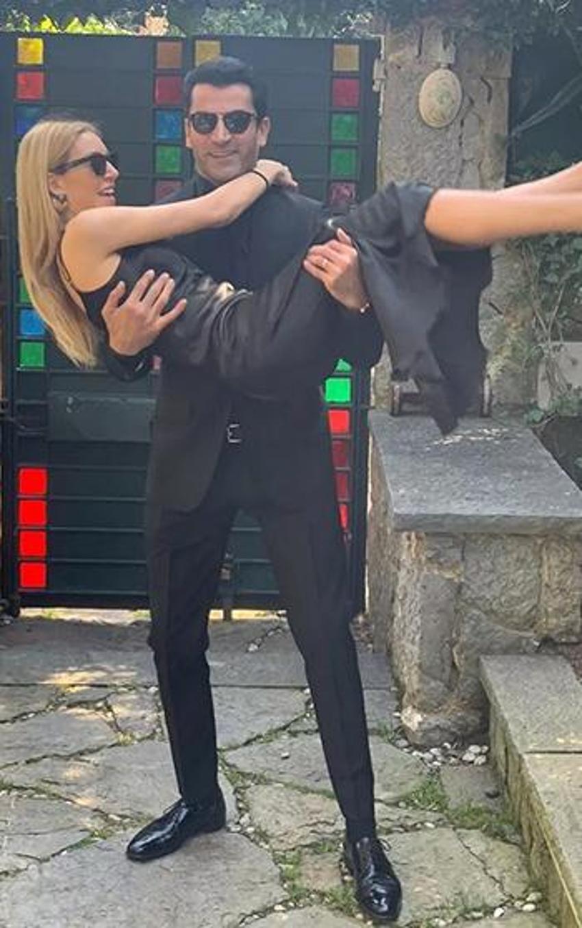 Sinem Kobal kızı Lalin ile mutfak hallerini paylaştı! "Ne kadar büyümüş"