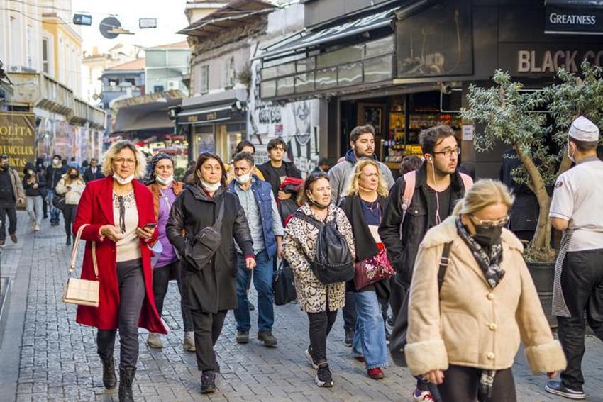 Vakalar patladı, hastaneler doldu taştı! Yeni salgın dalga dalga yayılıyor