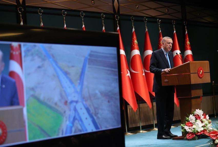 EYT'de yaş müjdesi! Cumhurbaşkanı Erdoğan detayları açıkladı