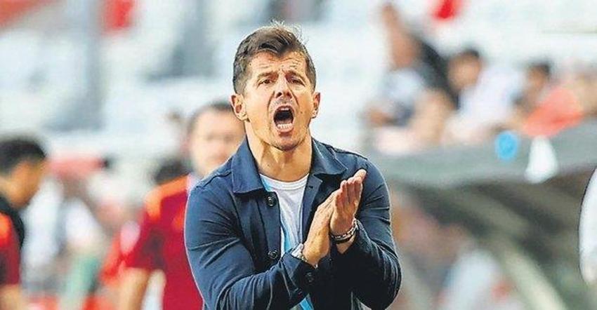 Okan Buruk Aziz Yıldırım'ın prensini istedi taraftarlar isyan etti: Onun ne işi var Galatasaray'da