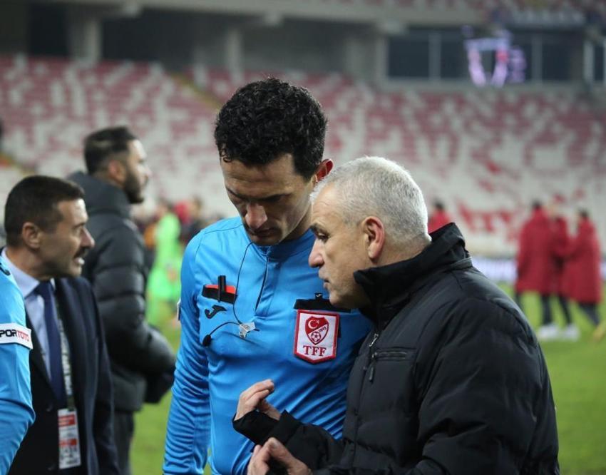 Galatasaray-Sivasspor maçına damga vuran karar! Fenerbahçe'den olay paylaşım