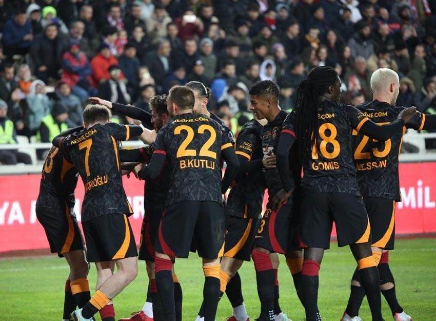 Rıza Çalımbay ve Mecnun Otyakmaz'dan daha sinirliydi! Galatasaray camiasını ayağa kaldıran yorum